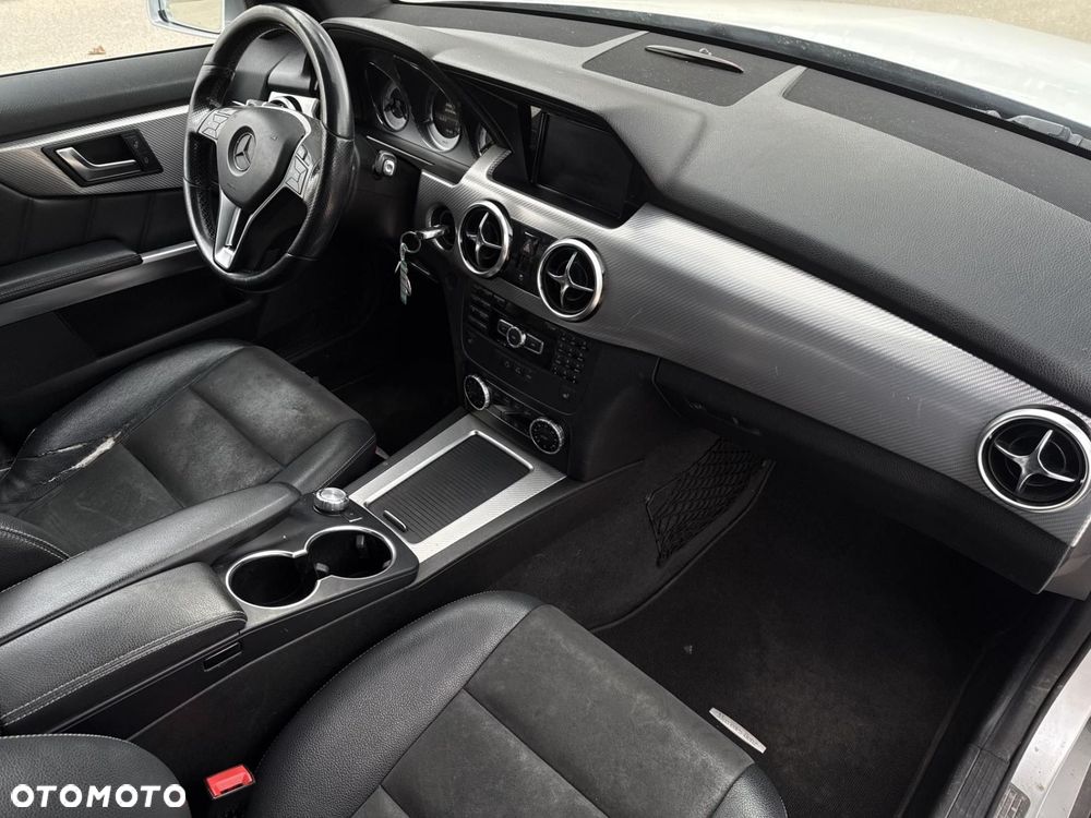 Mercedes-Benz GLK - 24