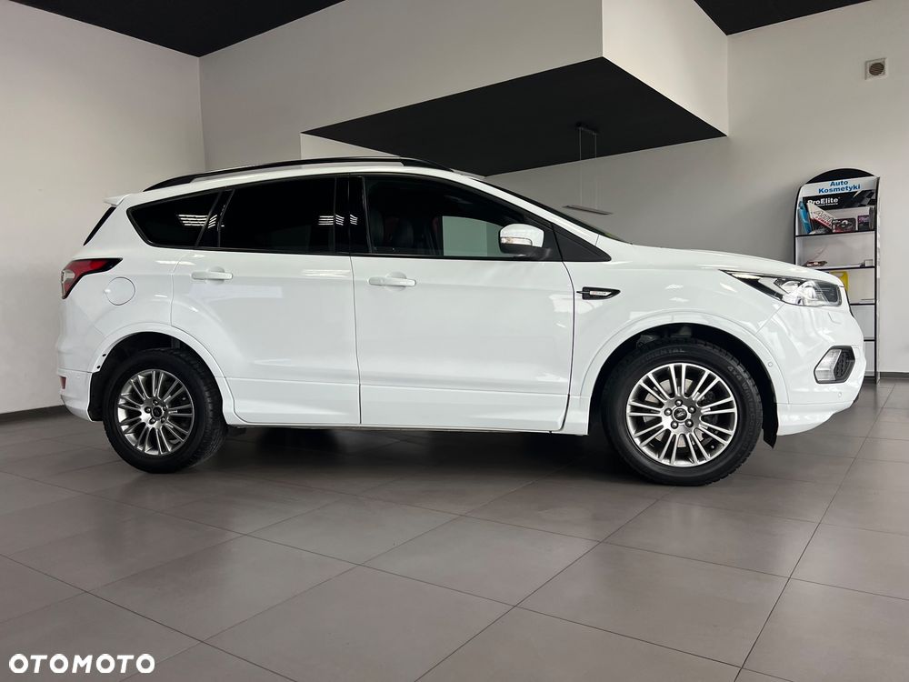 Ford Kuga 2.0 TDCi 4x2 ST-Line - 9