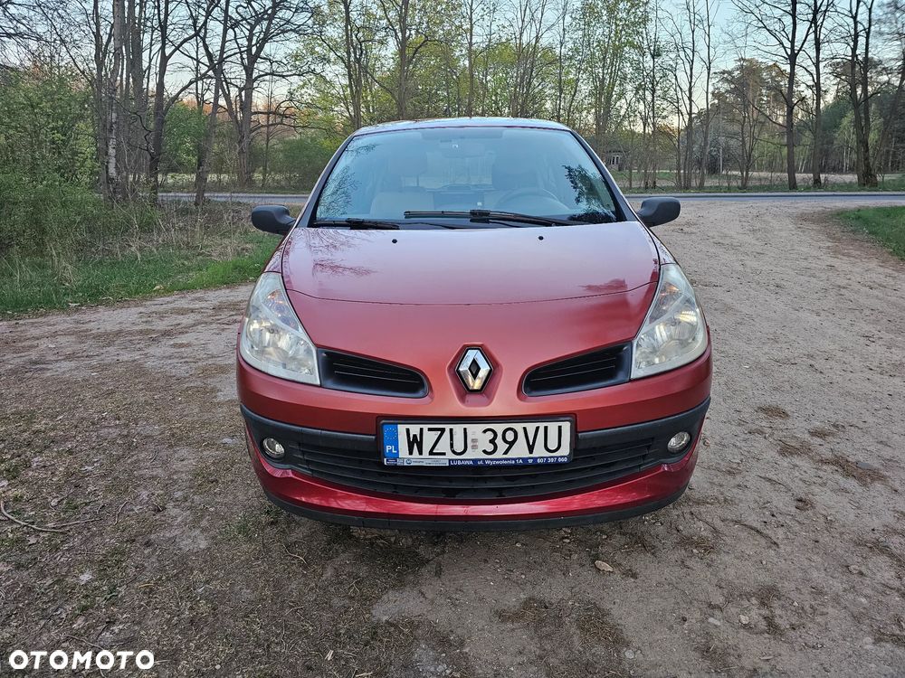 Renault Clio - 20