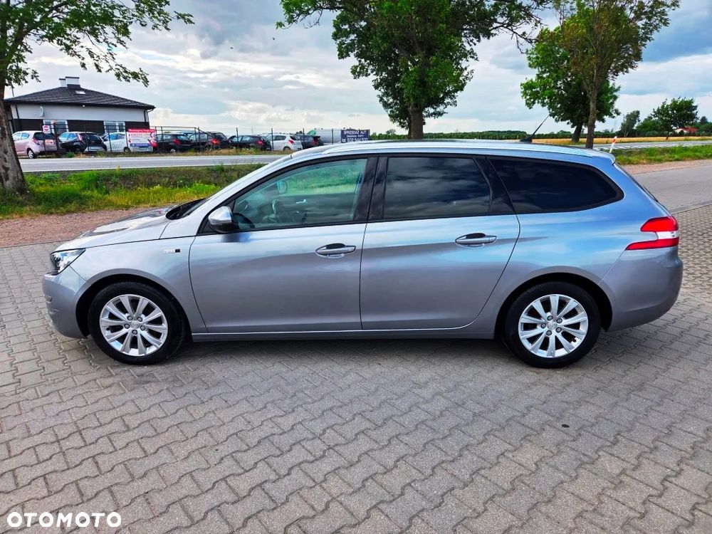 Peugeot 308 1.6 e-HDi Allure S&S - 18