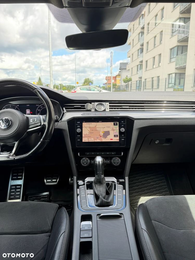 Volkswagen Arteon 2.0 TDI SCR R-Line DSG - 14