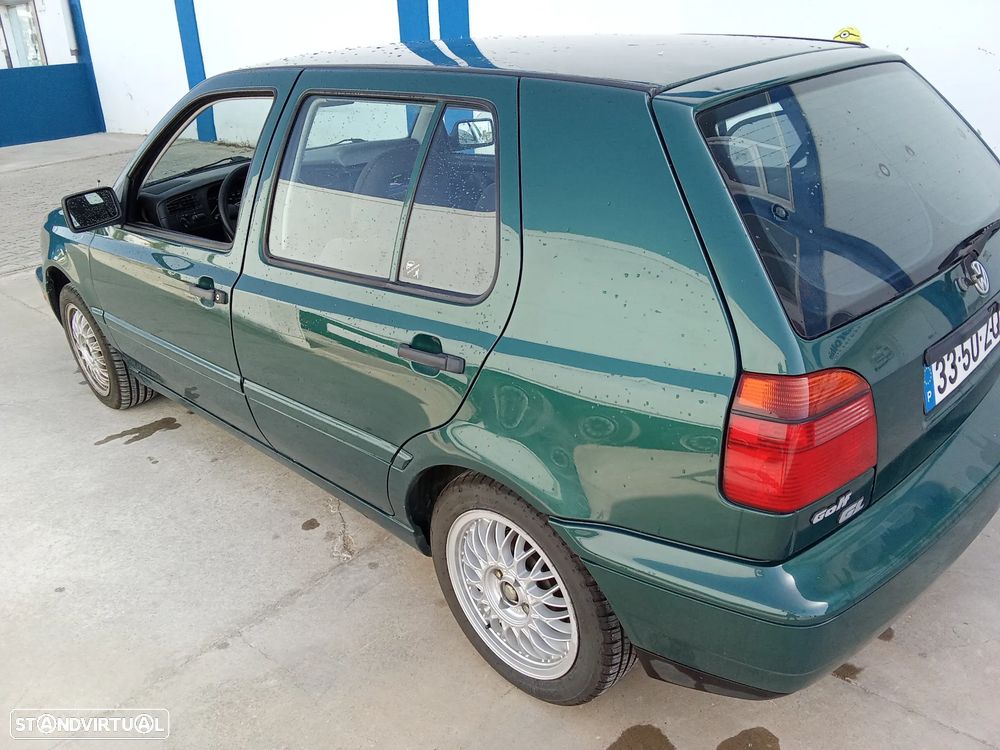 VW Golf - 3