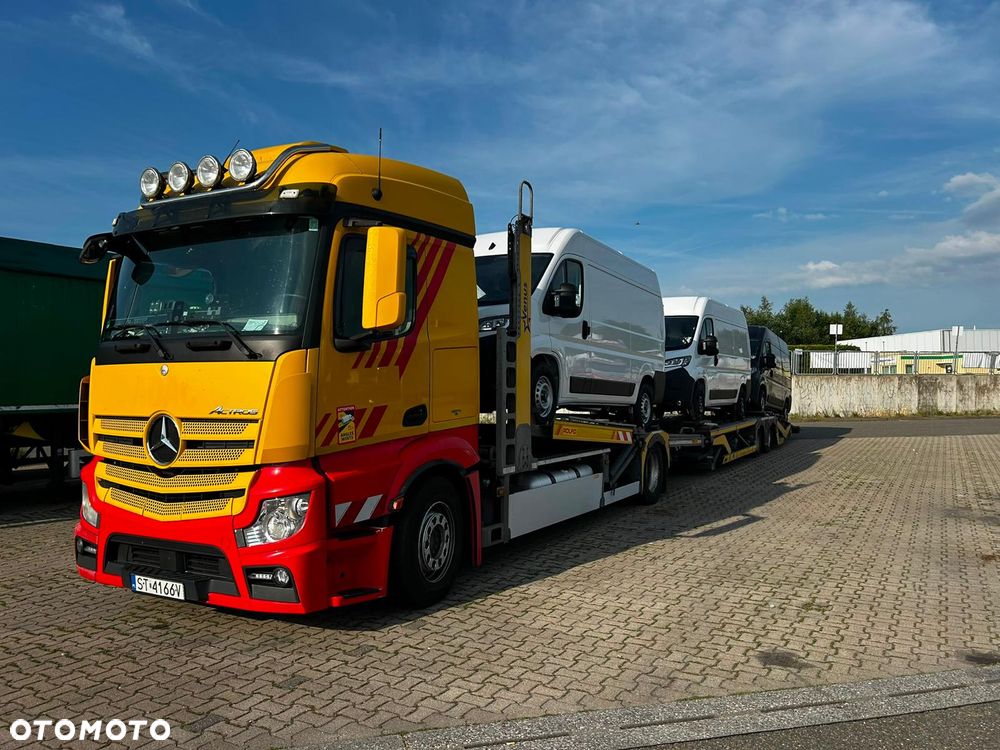 Mercedes-Benz Actros - 1
