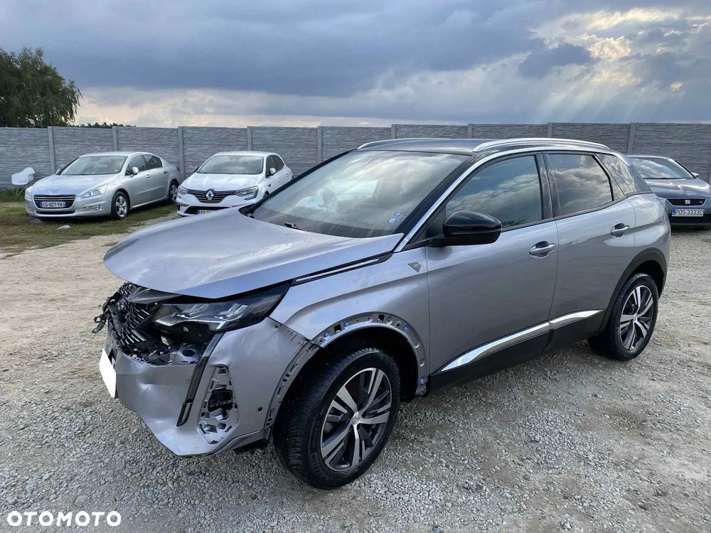 Peugeot 3008 PureTech 130 Stop & Start GPF EAT8 Allure - 4