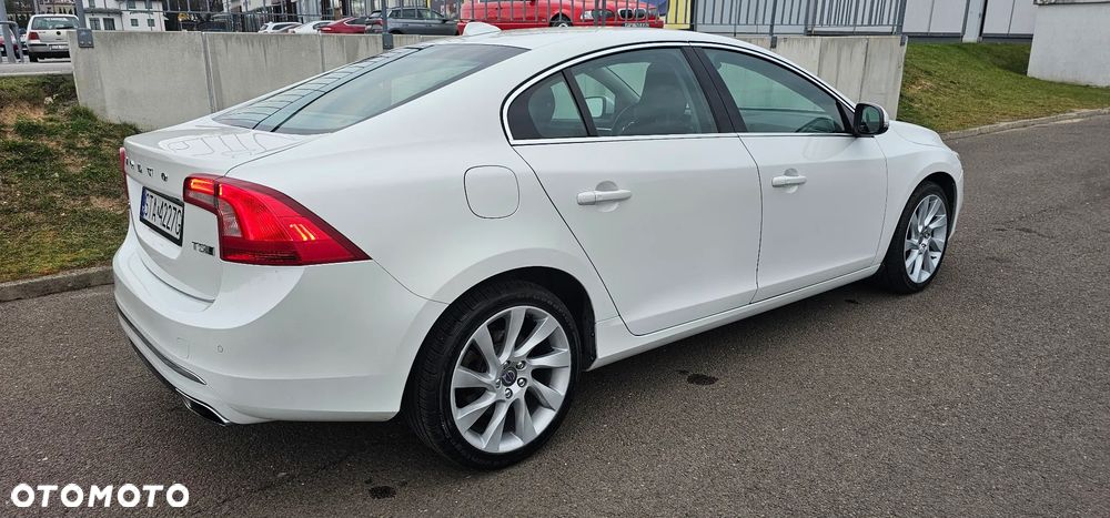 Volvo S60 - 12