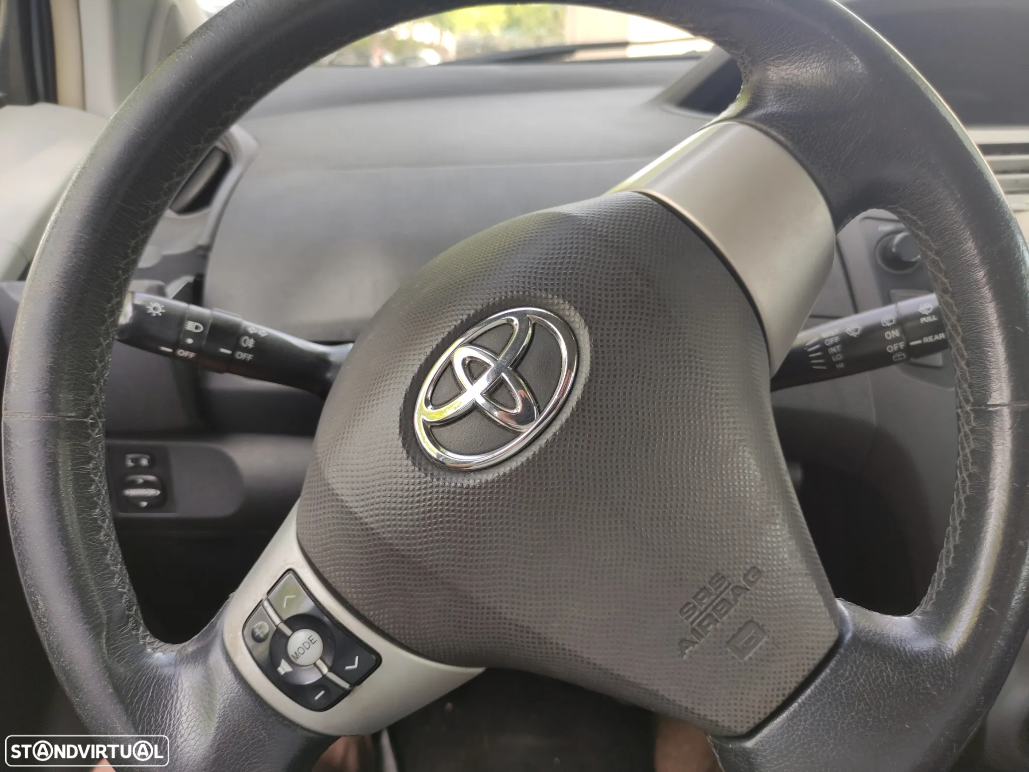 Toyota Yaris - 17