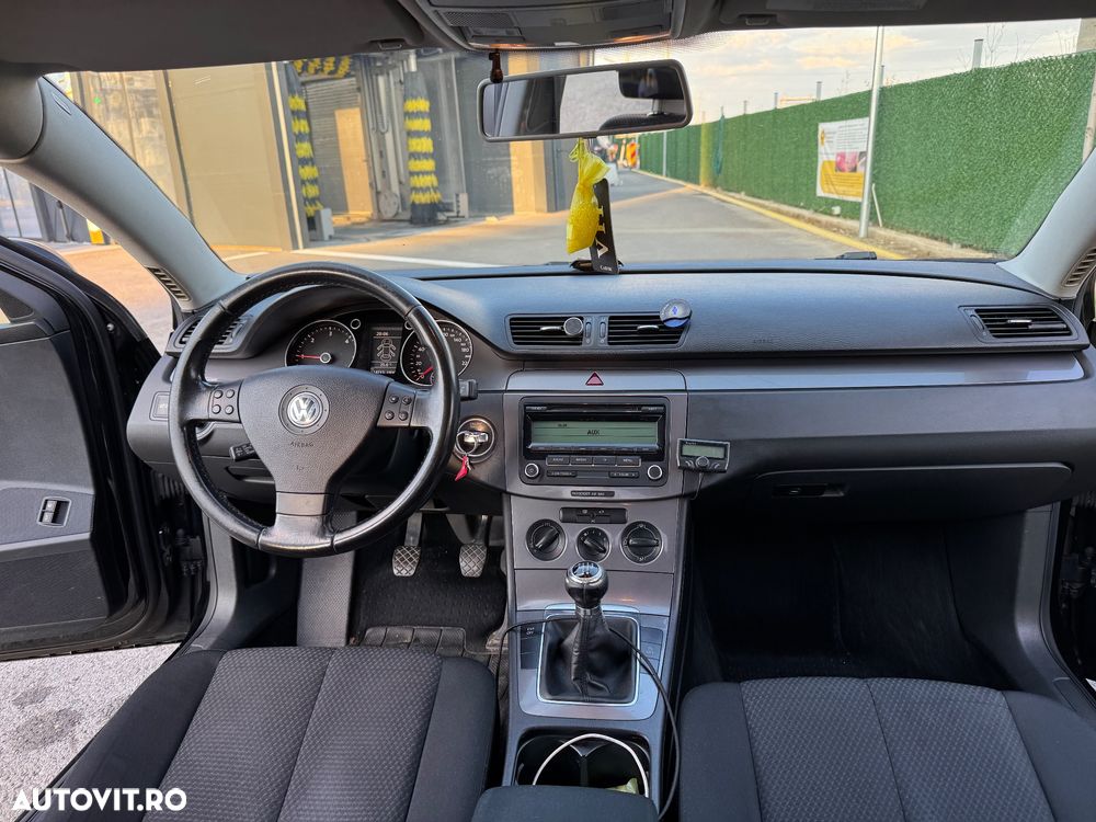 Volkswagen Passat 2.0TDI Comfortline DPF - 15