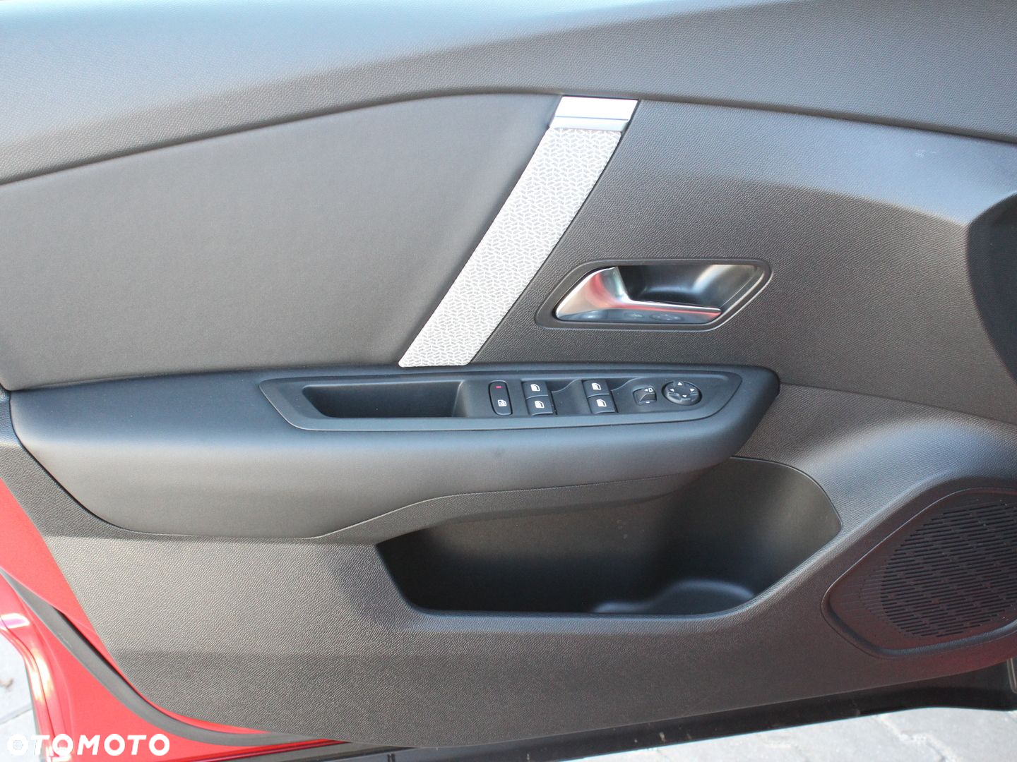 Citroën C4X e-C4 X EV136 50kWh Max - 8