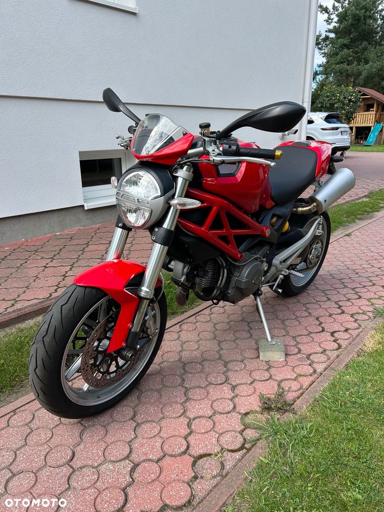 Ducati Monster - 2