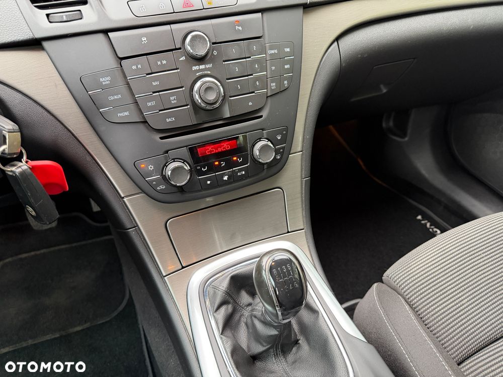Opel Insignia - 13