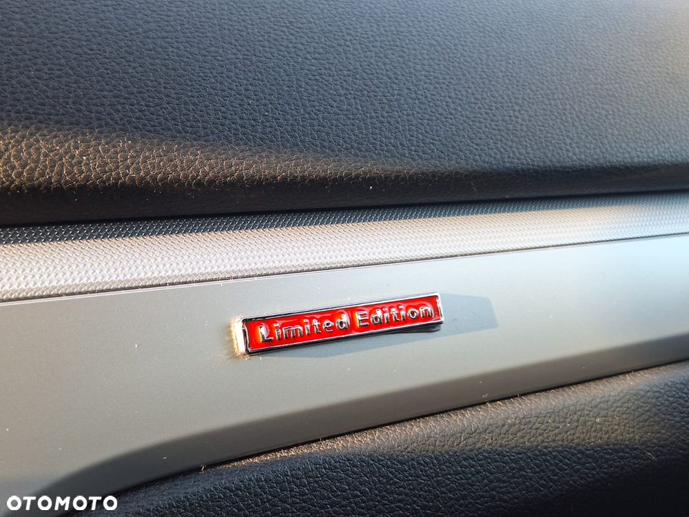 Volkswagen Passat - 24