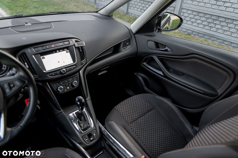 Opel Zafira Tourer 1.4 Turbo Automatik Selection - 30