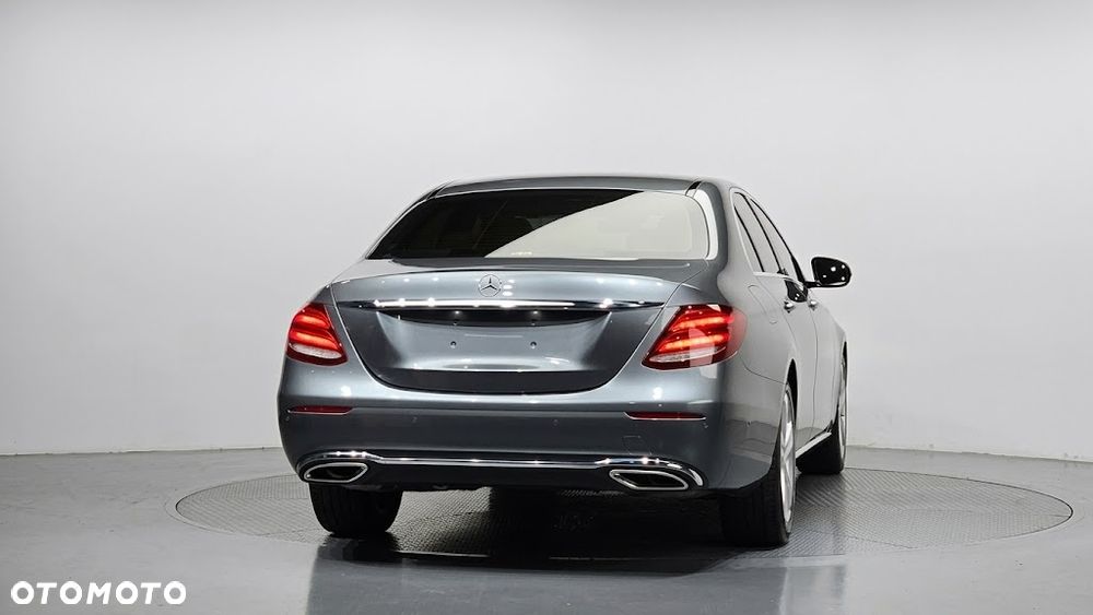Mercedes-Benz Klasa E 200 9G-TRONIC Avantgarde - 3