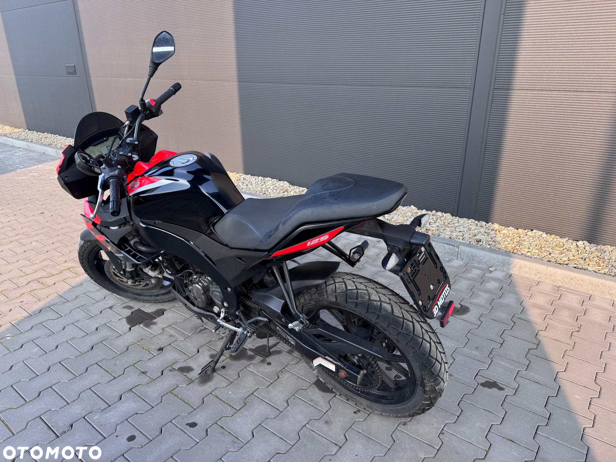 Aprilia Tuono - 16