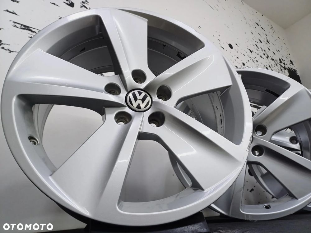 felgi ALU 17 5x112 volkswagen touran caddy golf V VI VII VIII t-roc jetta - 1