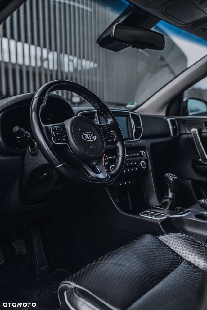 Kia Sportage 1.6 GDI 2WD ISG Dream-Team Edition - 38