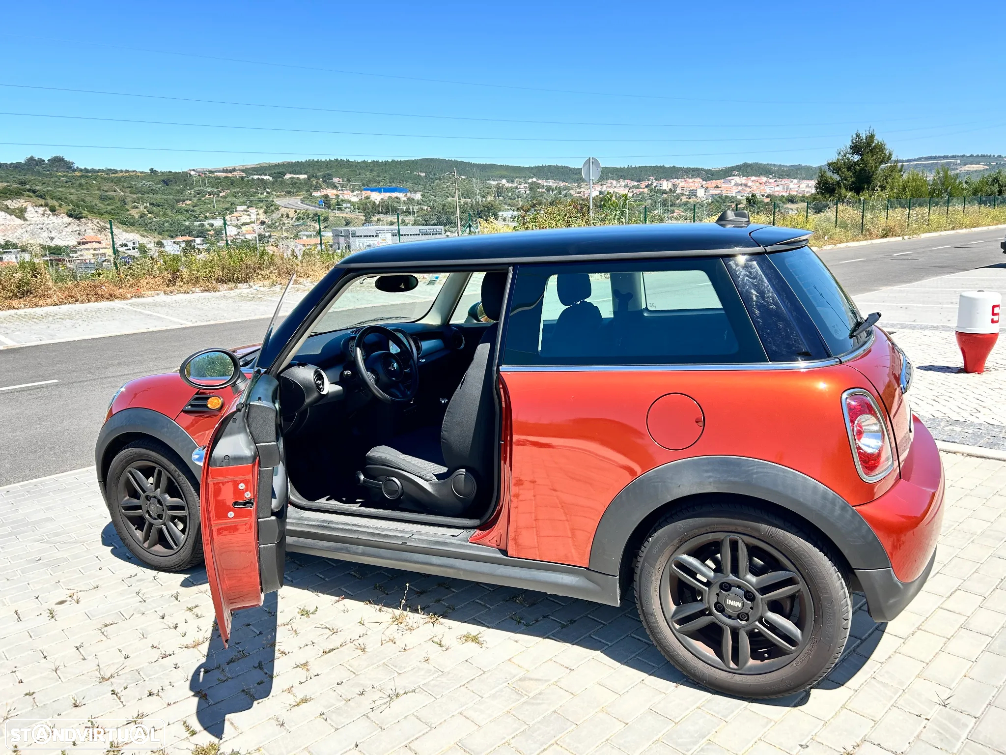 MINI 3 Portas Cooper D - 2