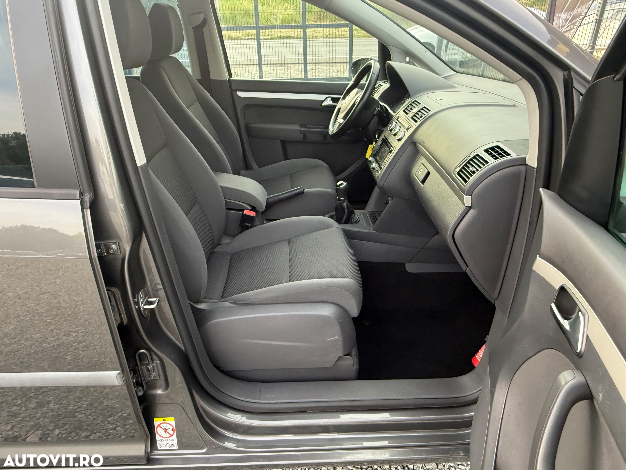 Volkswagen Touran 1.6 TDI BlueMotion Technology Comfortline - 13