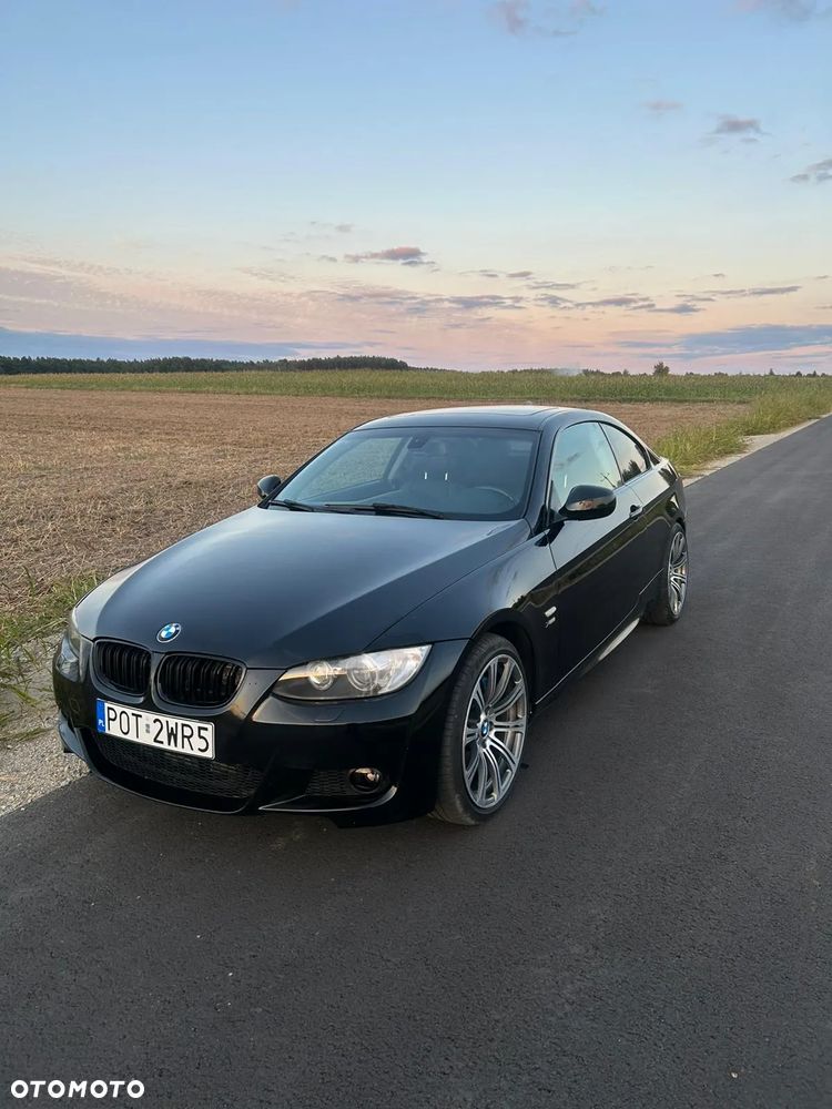 BMW Seria 3 335i xDrive Coupe - 12