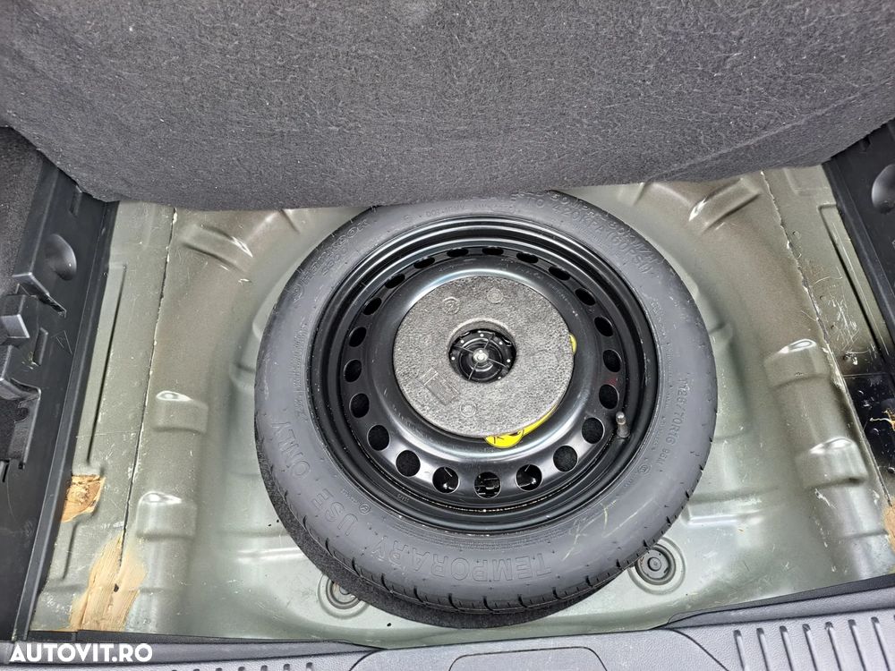 Ford Focus 1.5 EcoBlue Start-Stopp-System COOL&CONNECT - 14