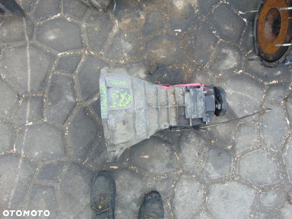 Skrzynia biegów mercedes w124/w202 Krótki wałek 1,8/2,0 - 3