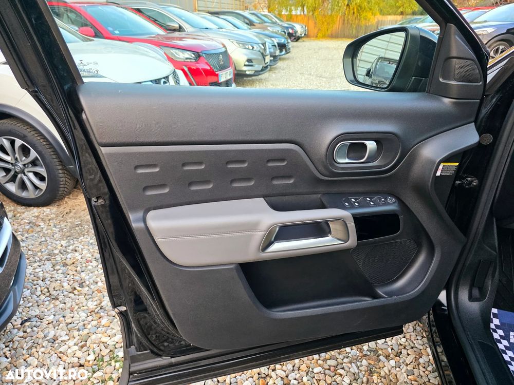 Citroën C5 Aircross 1.6 Hybrid FWD 225 EAT8 Shine - 21