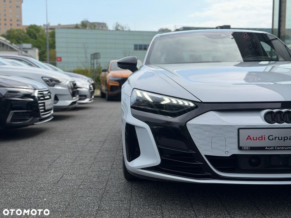 Audi e-tron GT - 11