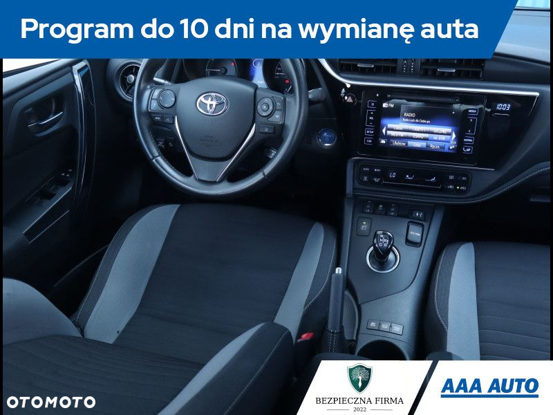 Toyota Auris - 8