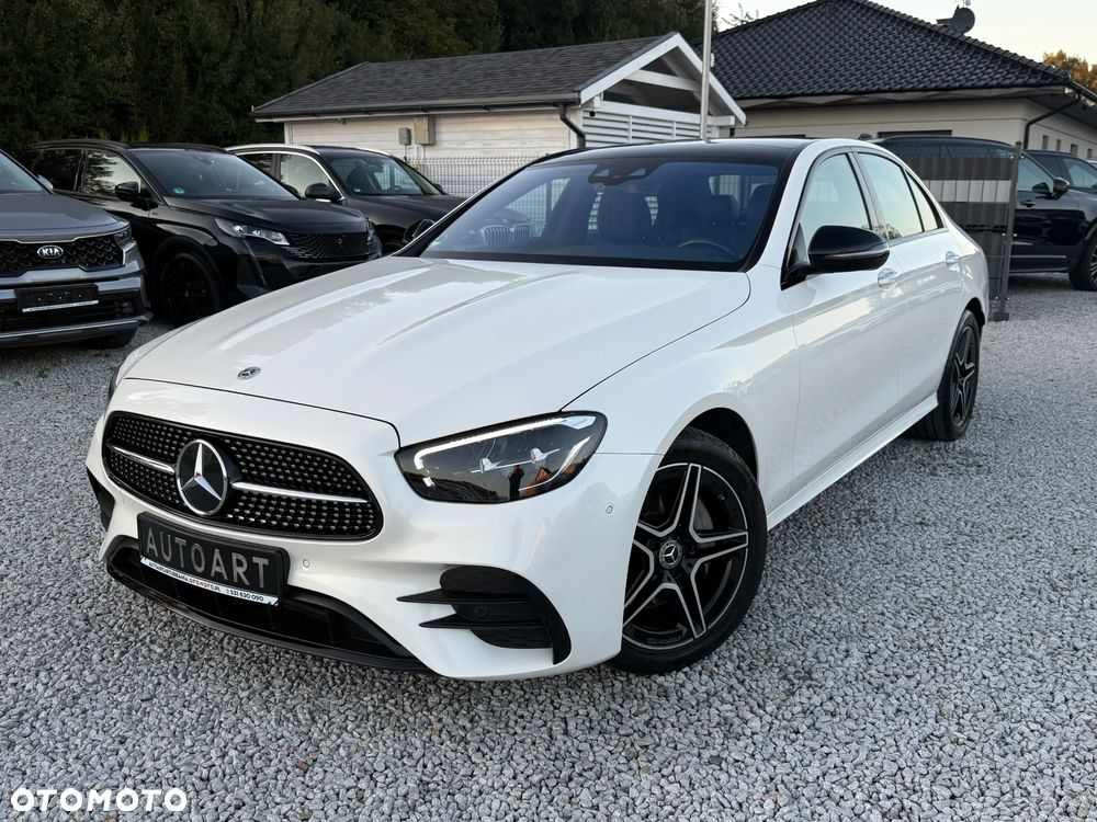Mercedes-Benz Klasa E 220 d 4Matic 9G-TRONIC AMG Line - 5