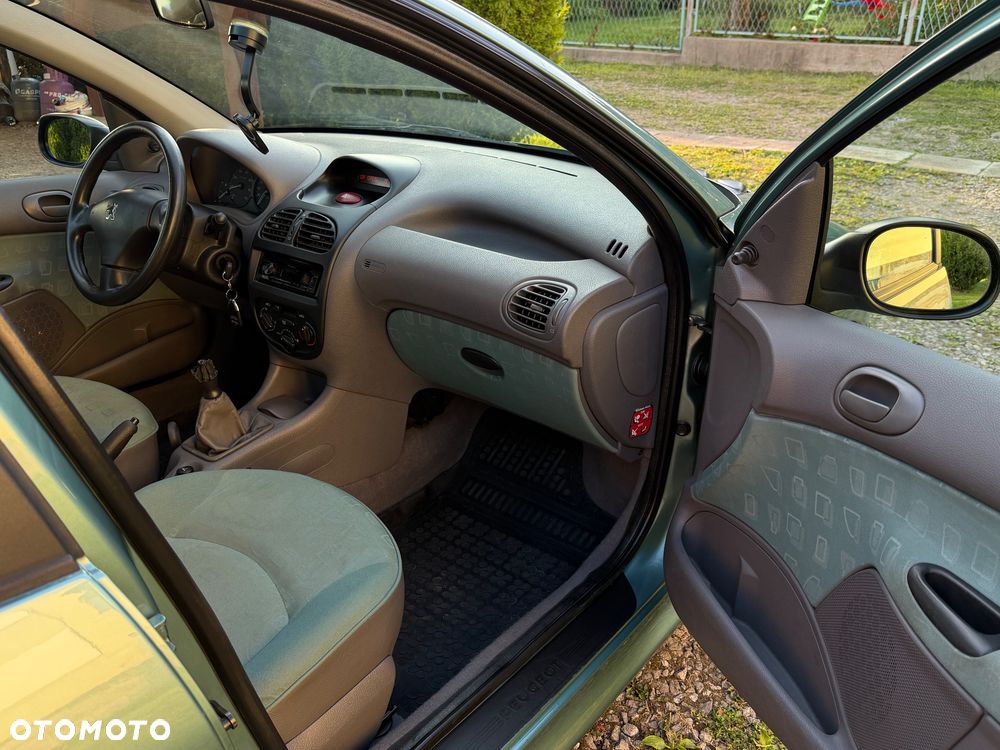 Peugeot 206 1.4 XT - 9