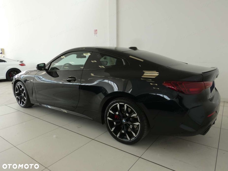 BMW Seria 4 M440i xDrive mHEV - 3