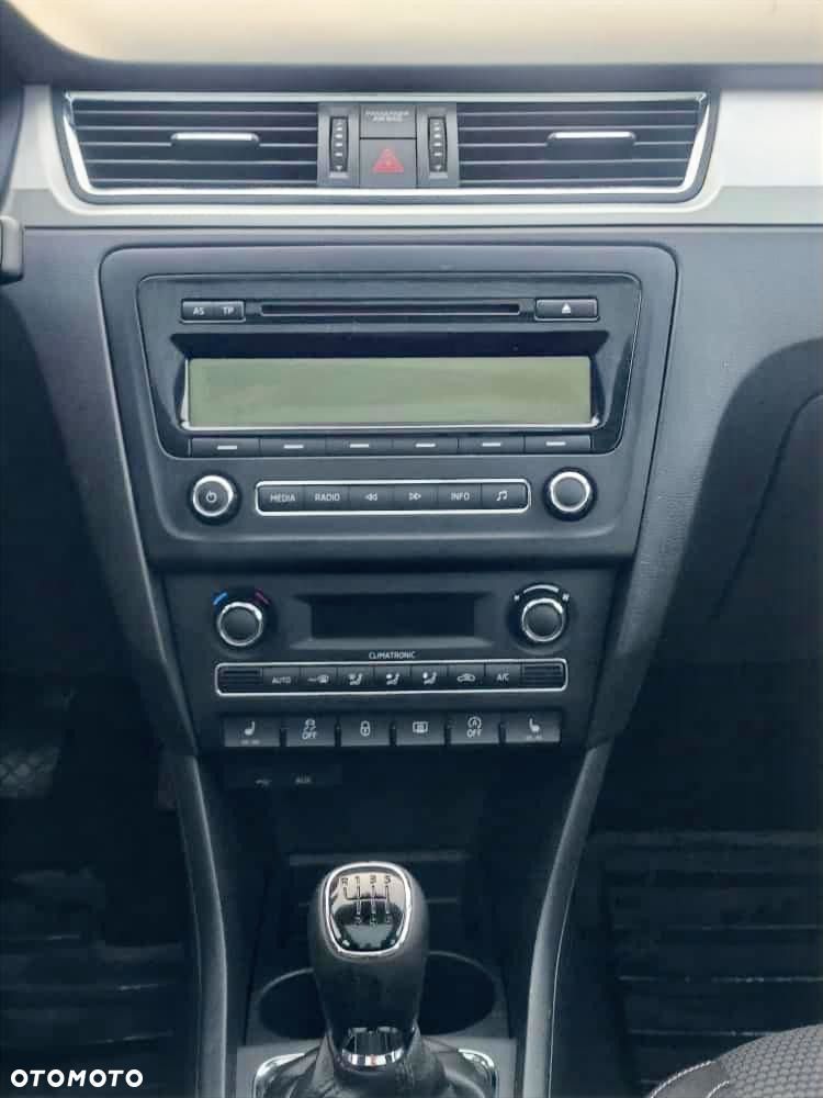 Skoda RAPID 1.2 TSI Elegance Green tec - 10