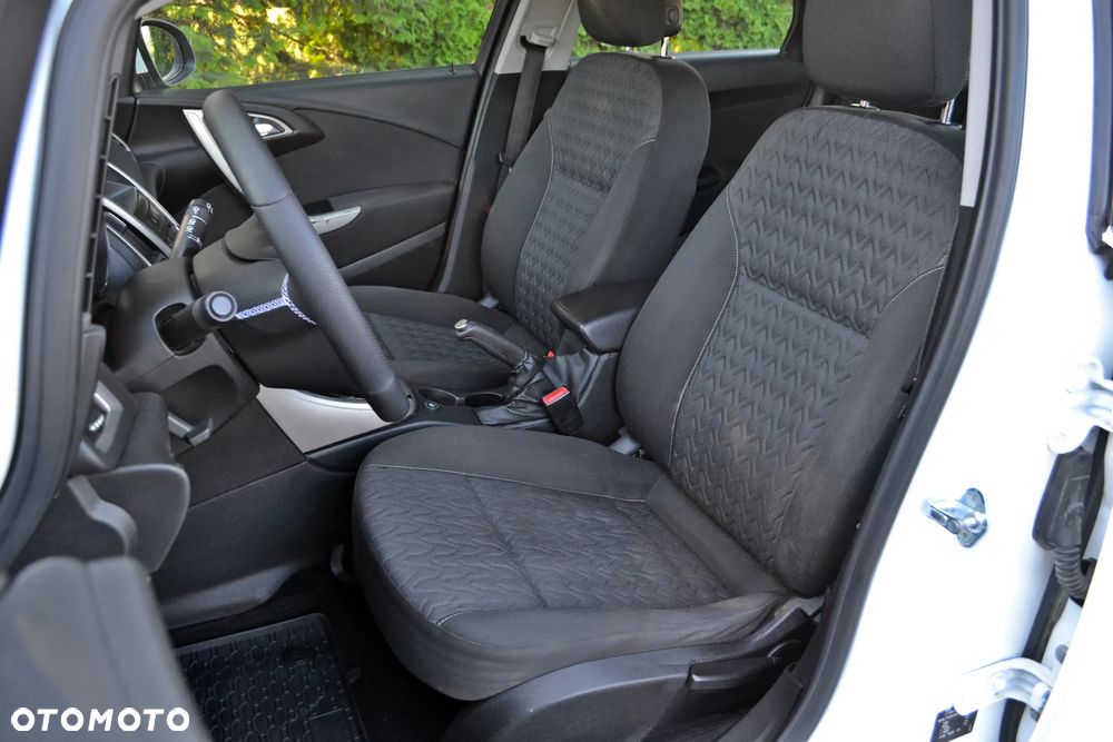 Opel Astra - 19