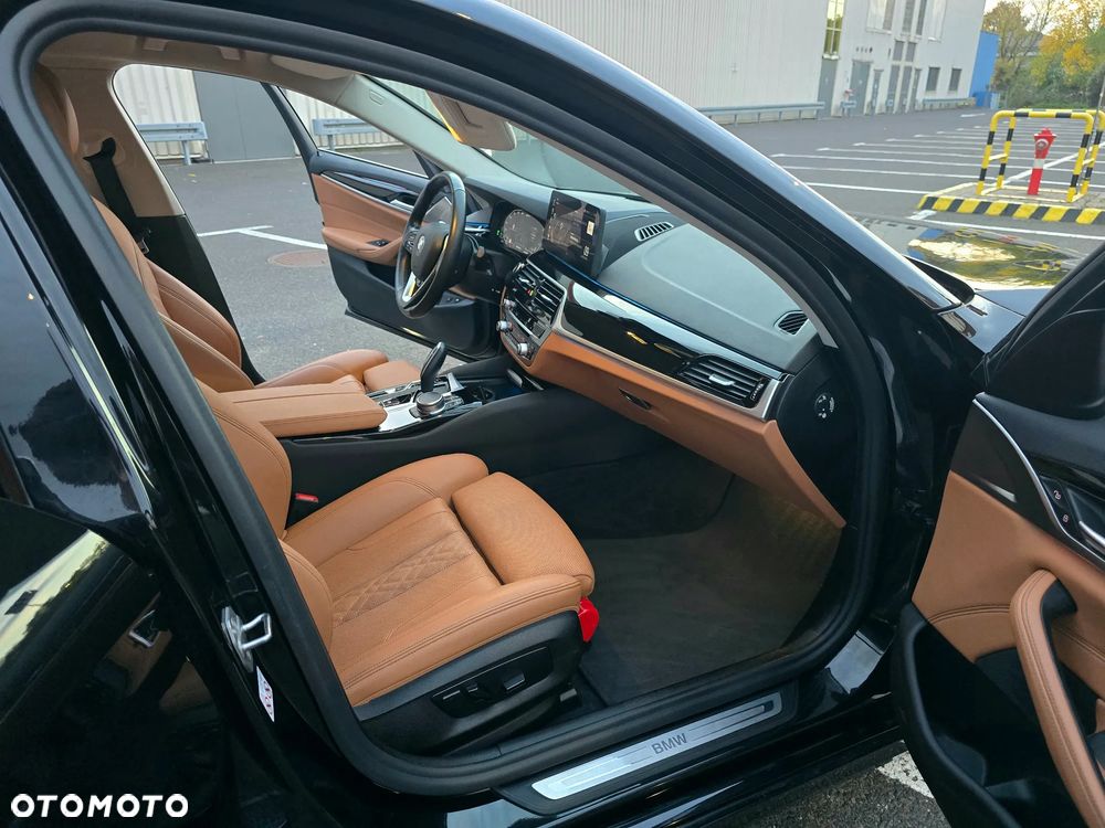 BMW Seria 5 530e Luxury Line - 20