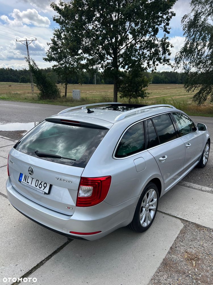 Skoda Superb 2.0 TDI 4x4 Elegance DSG - 4