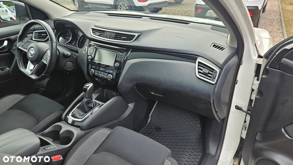 Nissan Qashqai 1.3 DIG-T MHEV Xtronic N-Connecta - 10