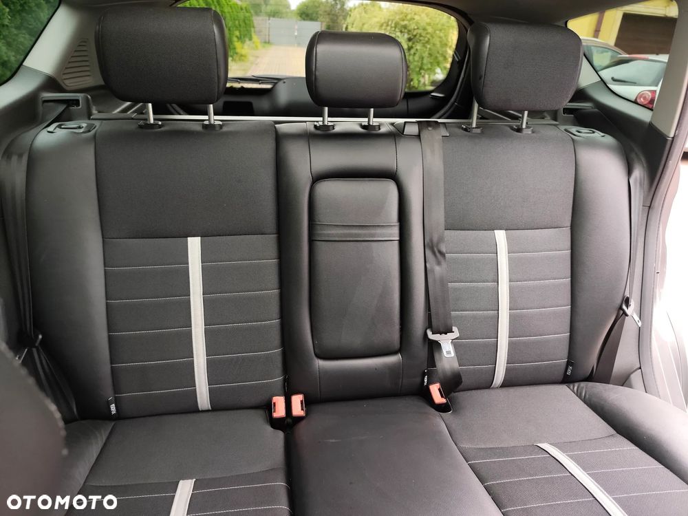 Ford Kuga 2.0 TDCi 4WD Titanium - 16