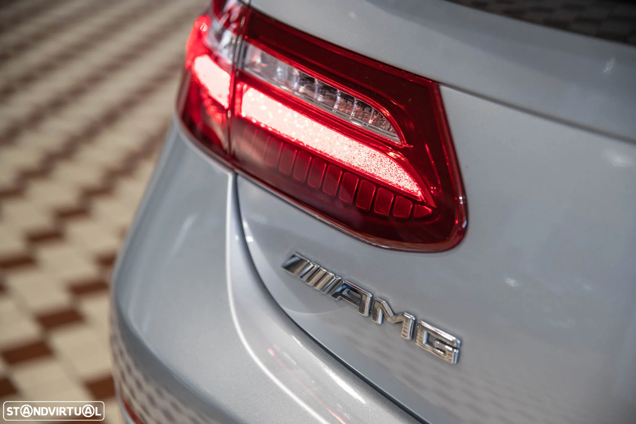 Mercedes-Benz E 53 AMG 4-Matic+ - 10