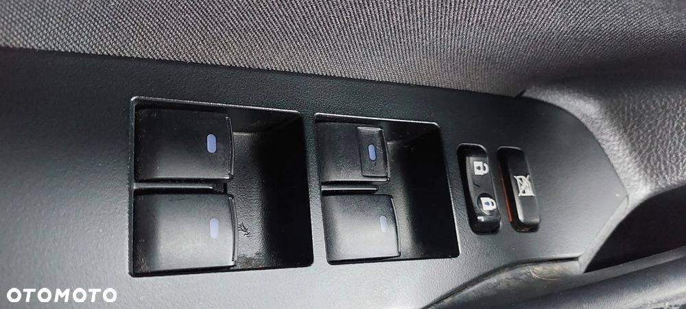 Toyota Auris 1.2 T Prestige MS - 18