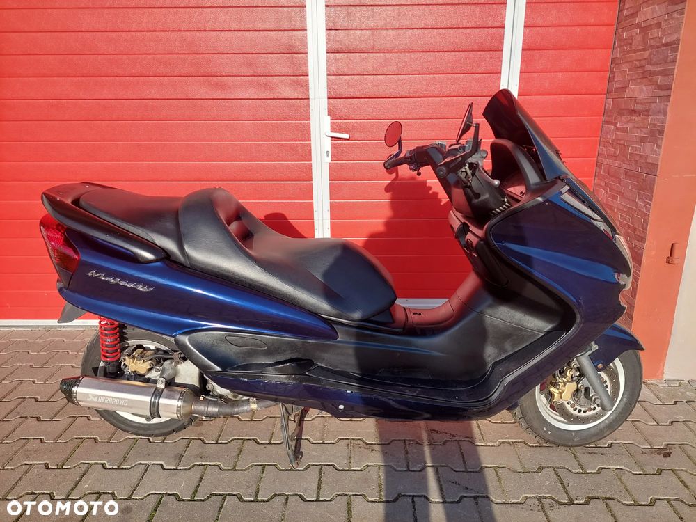 Yamaha Majesty
