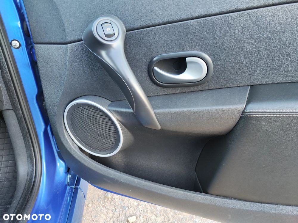 Renault Clio 1.5 dCi 105 FAP Gordini - 18