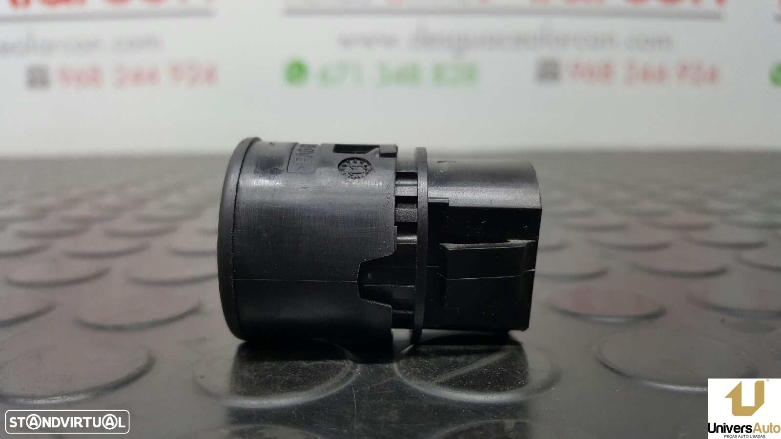 INSERIR INTERRUPTOR DE PARADA RENAULT MEGANE III BERLINA 5 P AUTHENTIQUE - 2