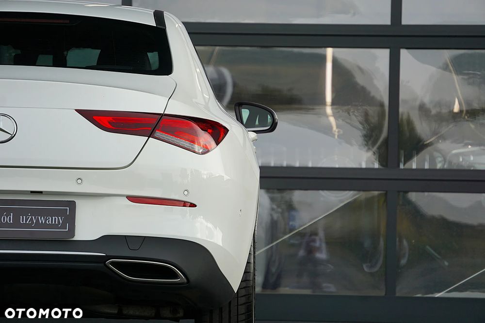 Mercedes-Benz CLA 180 Progressive 7G-DCT - 24