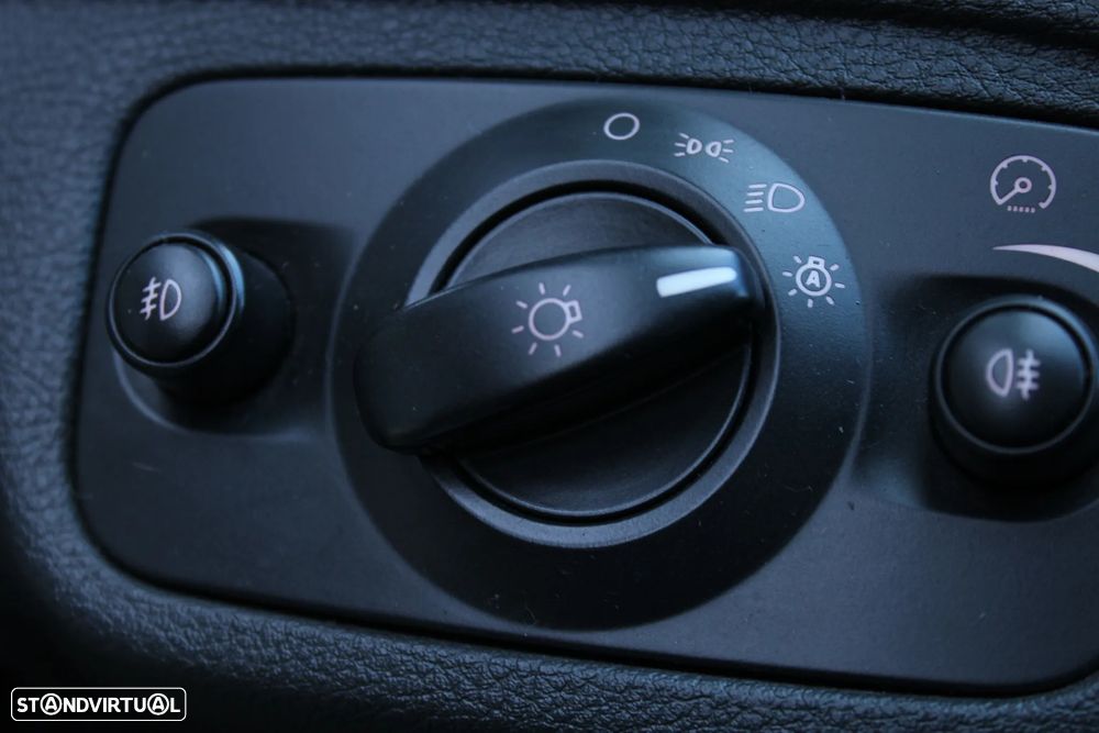 Ford S-Max 1.8 TDCi Titanium 7L - 22