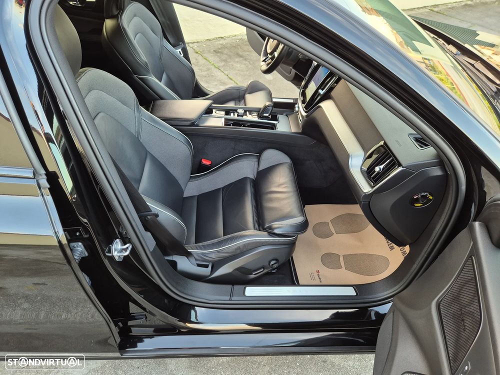 Volvo V60 2.0 B4 R-Design Geartronic - 43