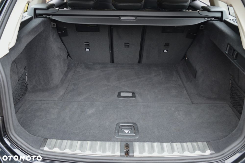 BMW Seria 3 320d MHEV Sport Line - 35