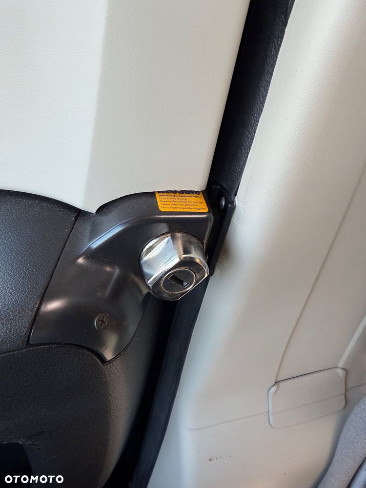 Globe-Traveller Voyager X - 20