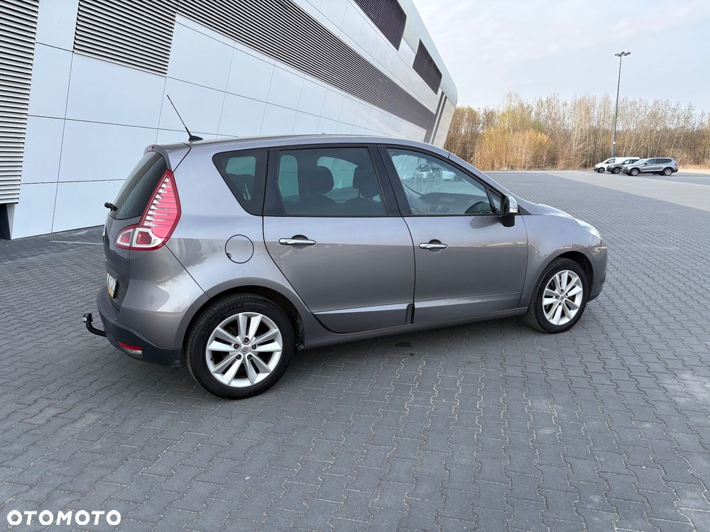 Renault Scenic 1.6 16V 110 Dynamique - 4