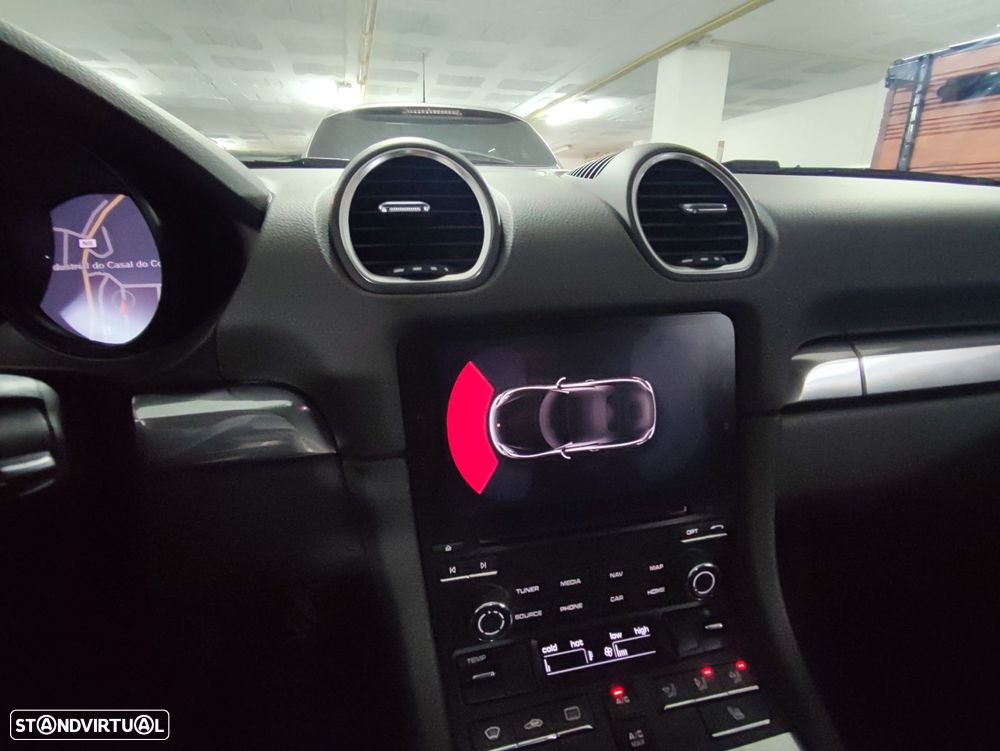 Porsche 718 Boxster 2.0 T - 32