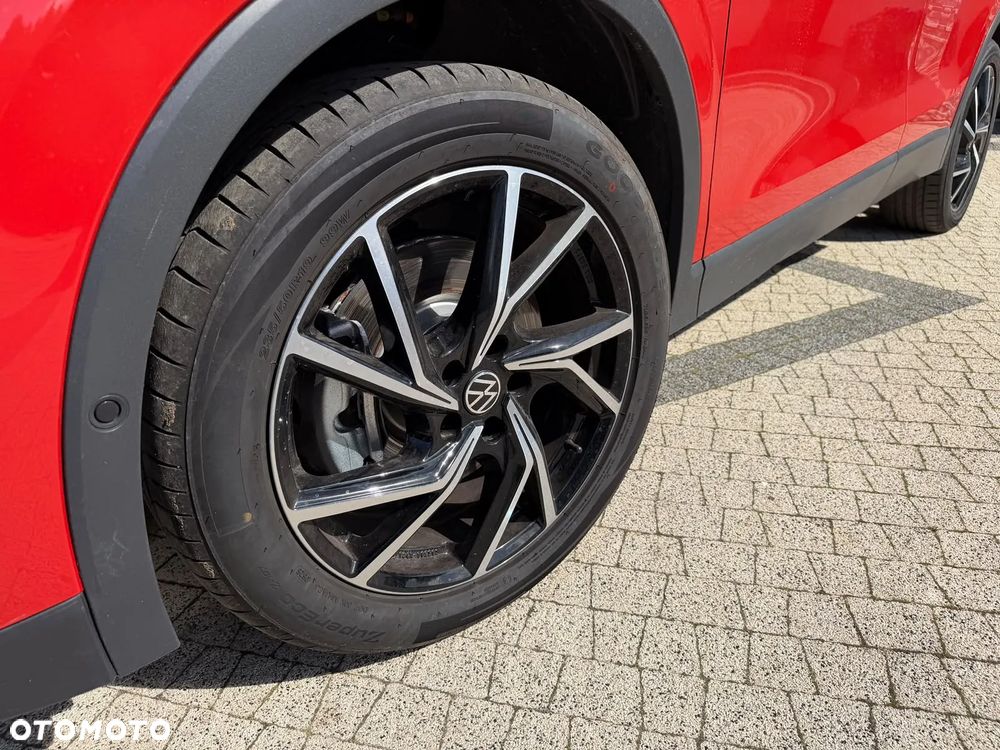 Volkswagen Tiguan - 10
